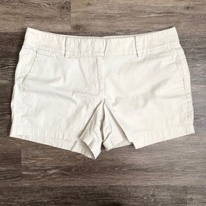 Ann Taylor City Short 4" Inseam Size 10P